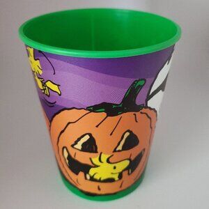 Hallmark Snoopy and Woodstock Halloween cup